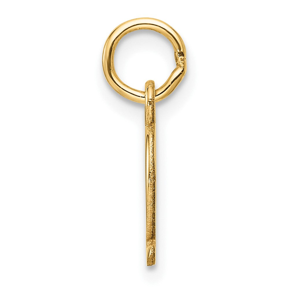 14ky Cutout Letter Q Initial Pendant